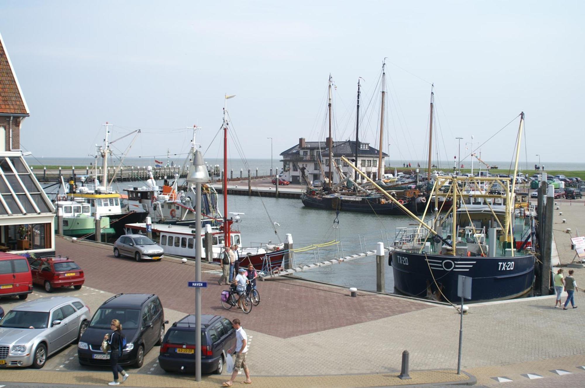 Havenhotel At Sea Texel Oudeschild Екстериор снимка