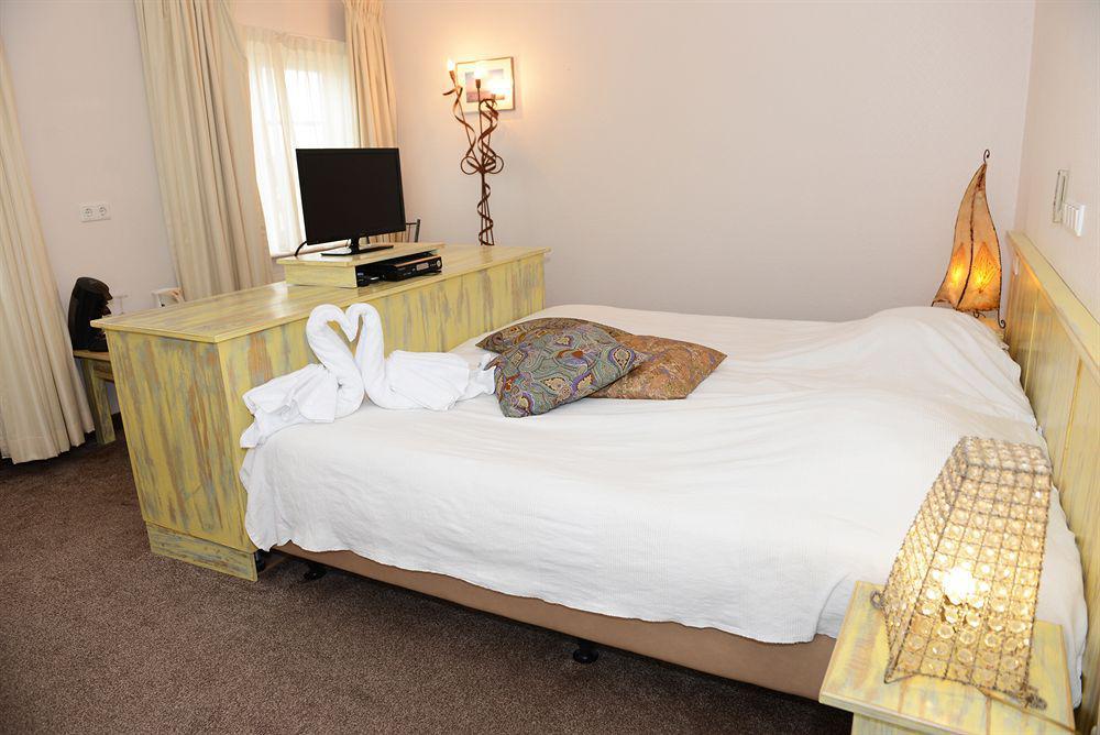 Havenhotel At Sea Texel Oudeschild Екстериор снимка