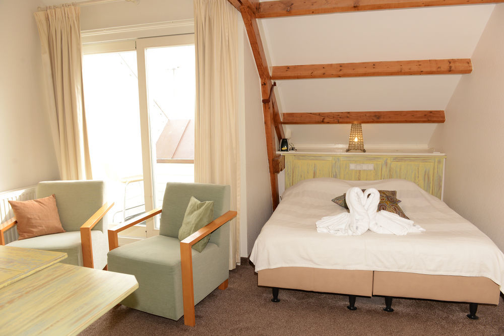 Havenhotel At Sea Texel Oudeschild Екстериор снимка