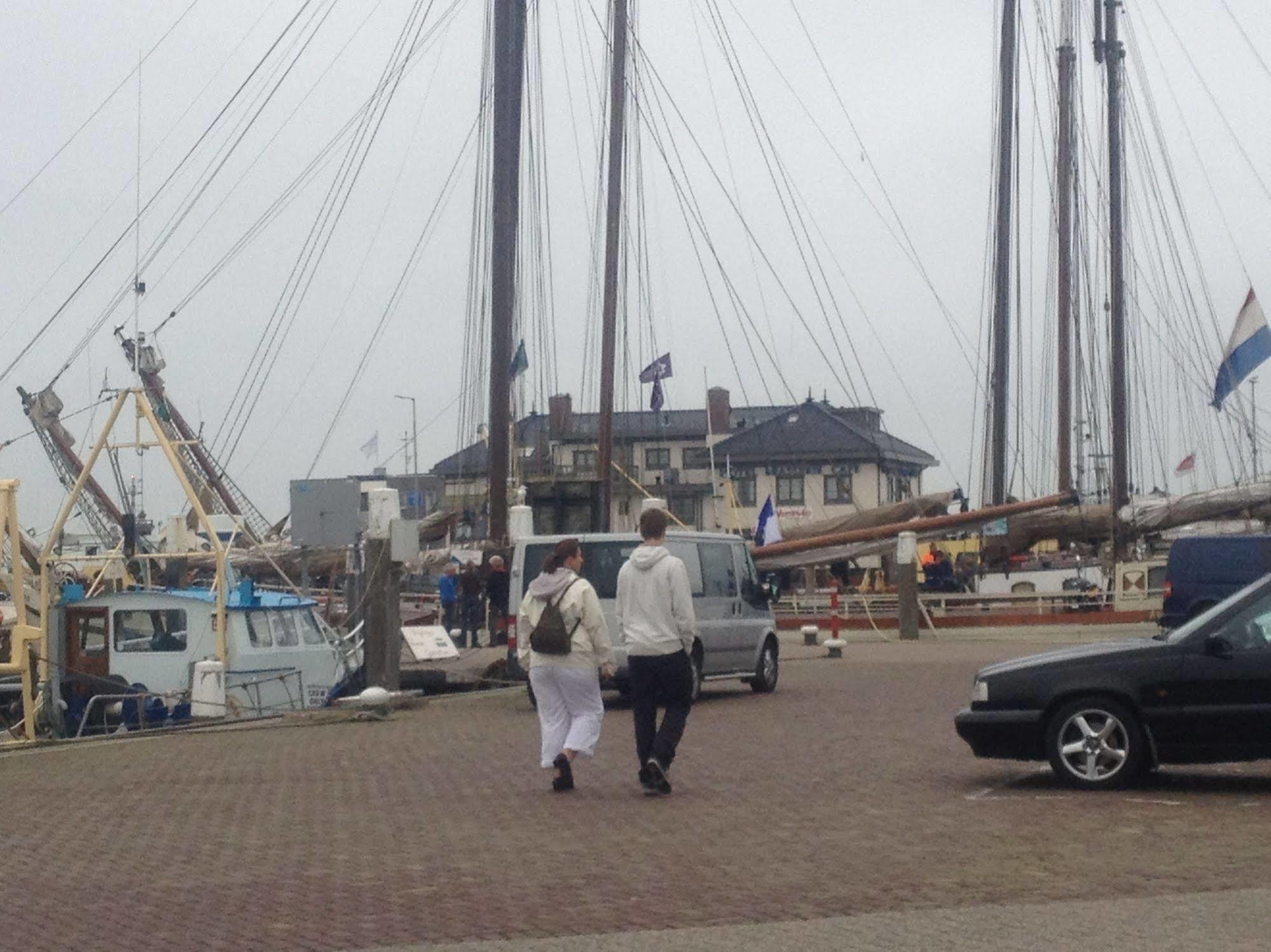 Havenhotel At Sea Texel Oudeschild Екстериор снимка